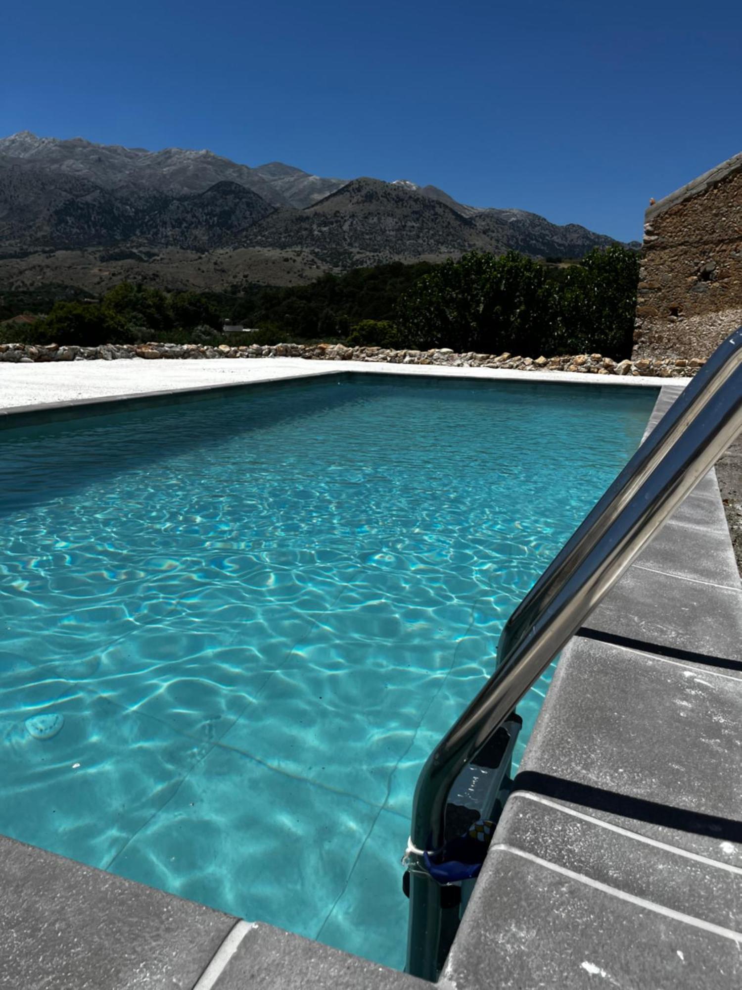 Апартаменты Pulchra Campis,Private Pool,Wifi,Parking Nerokouros Экстерьер фото